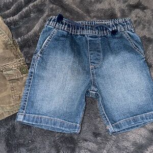 4 pairs of 2T shorts